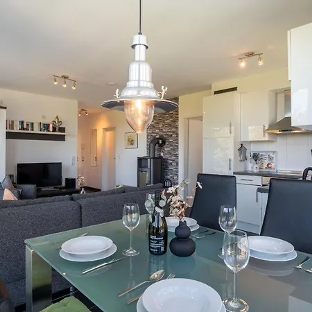 Strandpark-grossenbrode-haus-wolkenlos-wohnung-5 דירה